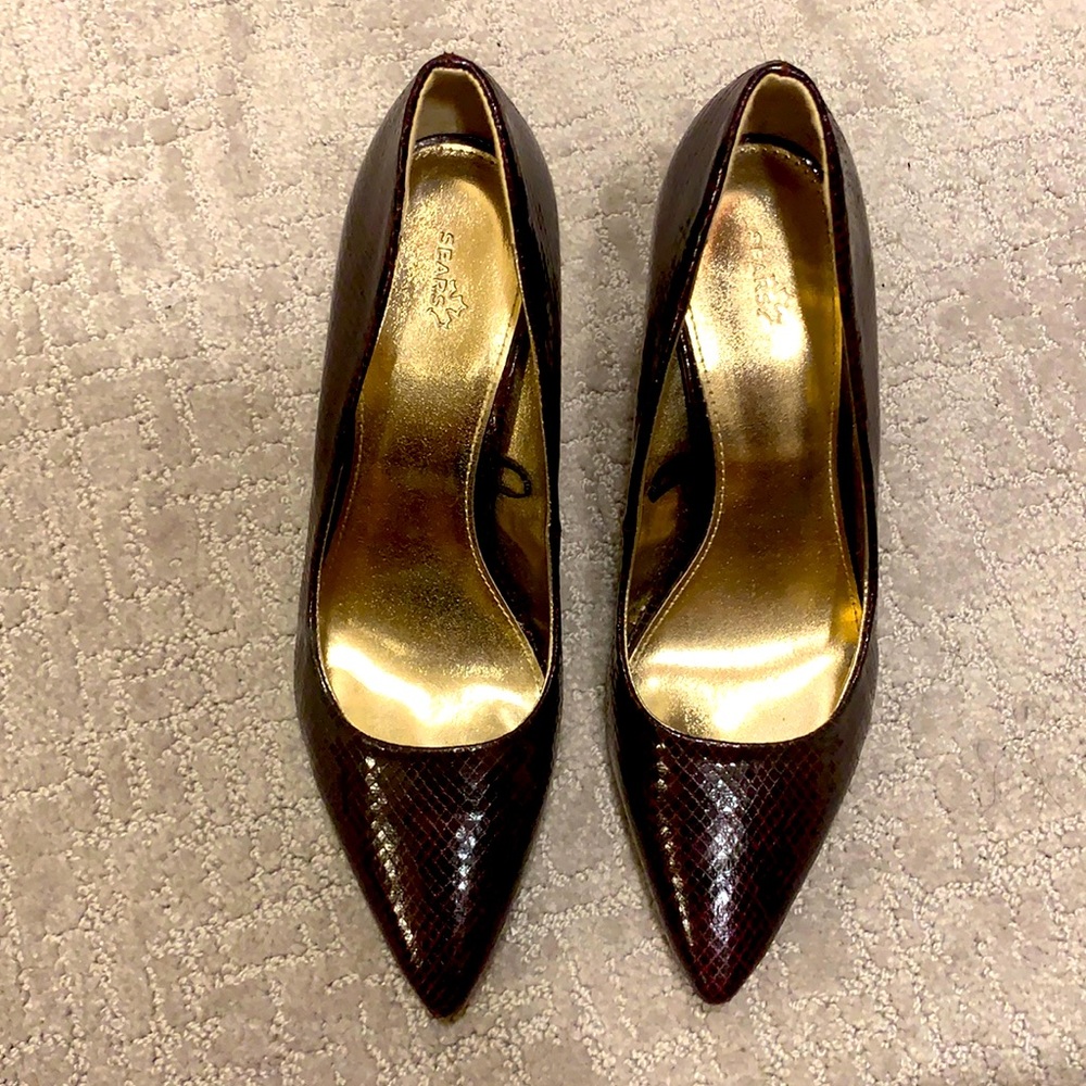 Oxe blood / burgundy / red heels